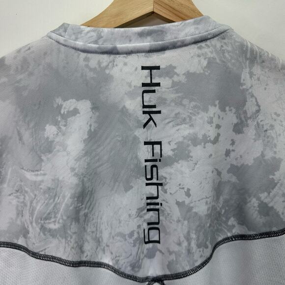 Huk Performace Fabrics Gray and White Camo Long Sleeve Fishing Shirt Mens Small - Picture 4 of 12